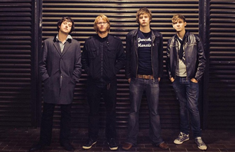 The Tunics (Великобритания)