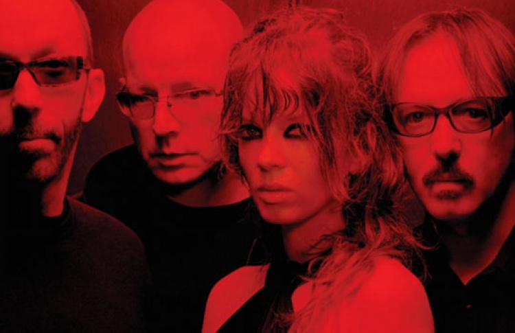 Garbage выложили новую песню в YouTube