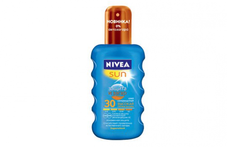 У Nivea появился новый солнцезащитный спрей «Защита и загар»