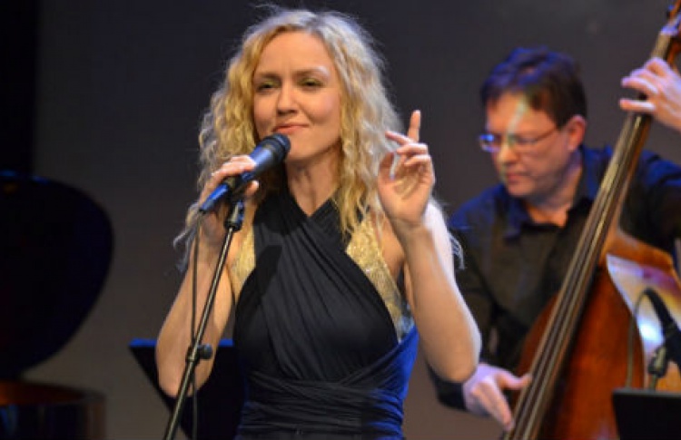 Анна Бутурлина