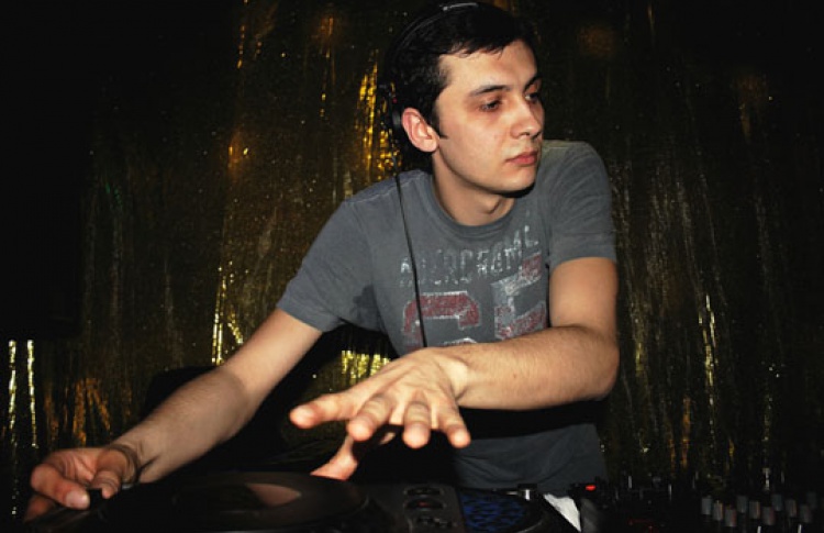 «Foot Work Weekly»: DJ Philla