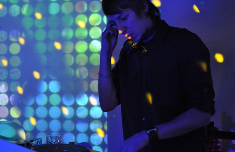 Bass Cafe: DJs Implex, Boseg