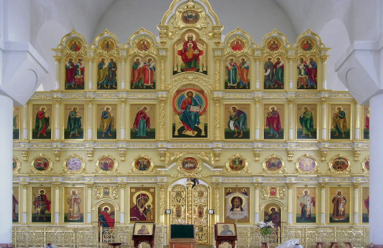 Плоский мир русского иконостаса