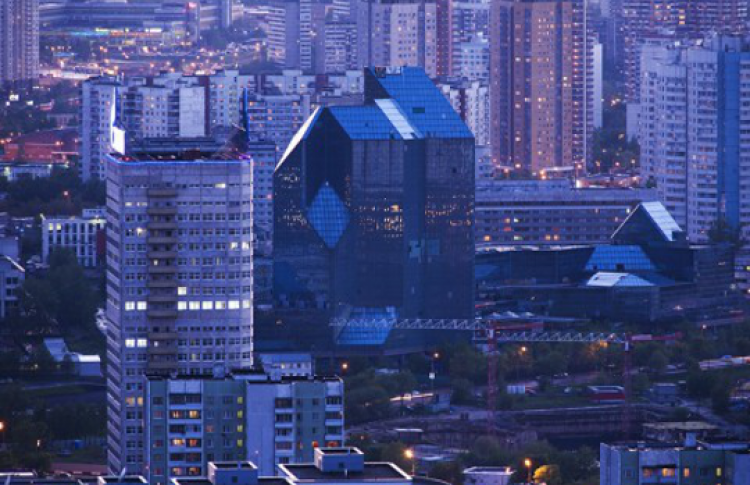 Почему в Москве строятся неудачные здания?