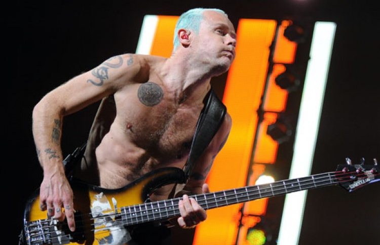 Red Hot Chili Peppers выпустят 18 новых песен до конца года
