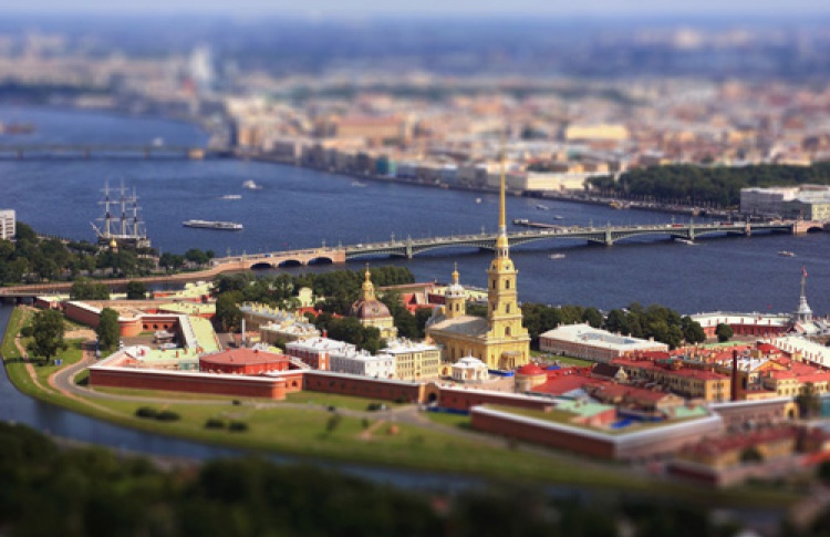 Дмитрий Песочинский "Петербург: 300 метров над землей"
