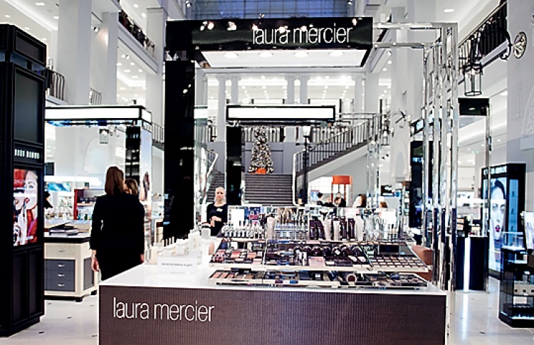 Laura Mercier