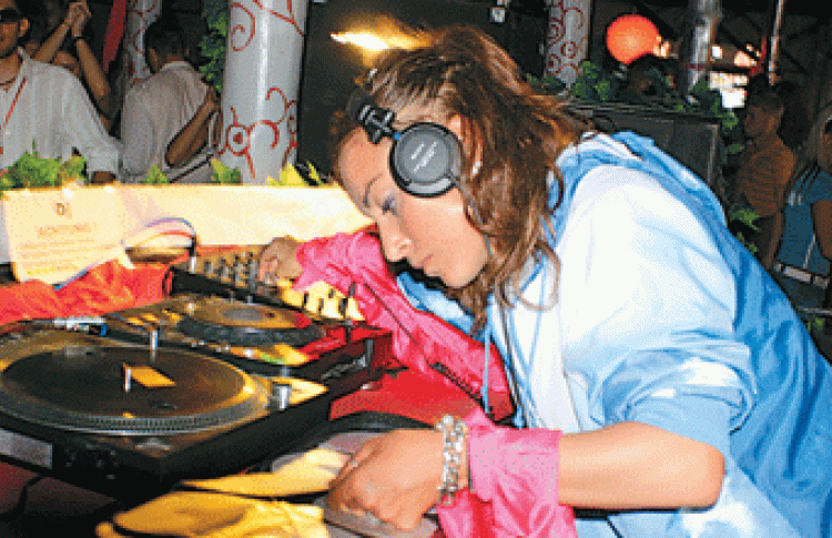 DJ Катрин Весна
