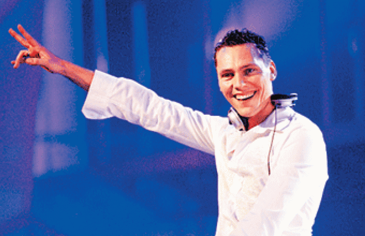 Global Clubbing Year: Tiesto (live, Голландия)