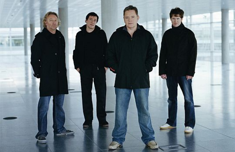 New Order выступят в А2