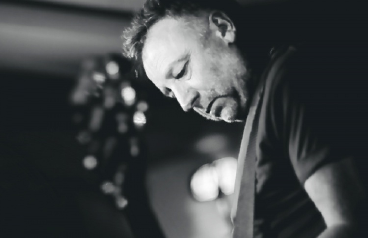 Peter Hook & The Light