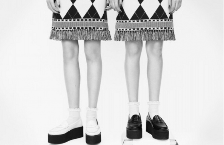 Старт продаж коллекции J.W.Anderson для Topshop