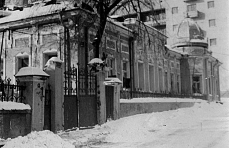 Тайны арбатских двориков — 1