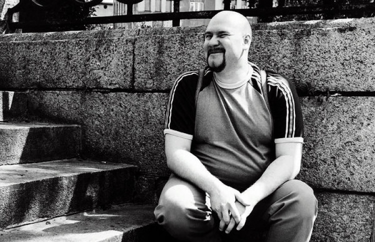 «Из любого материала можно сделать цирк или бомбу»