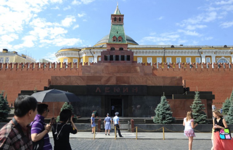 Мавзолей открылся после ремонта