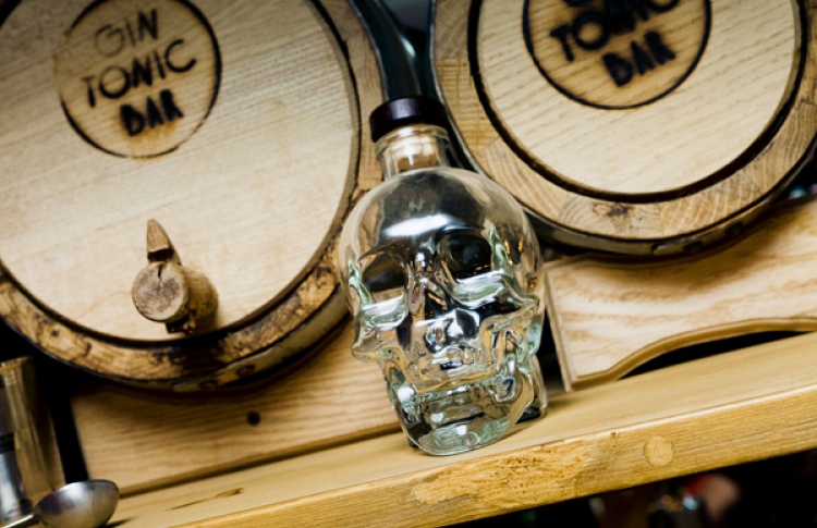 Gin Tonic Bar: коктейльный новодел с выдумкой