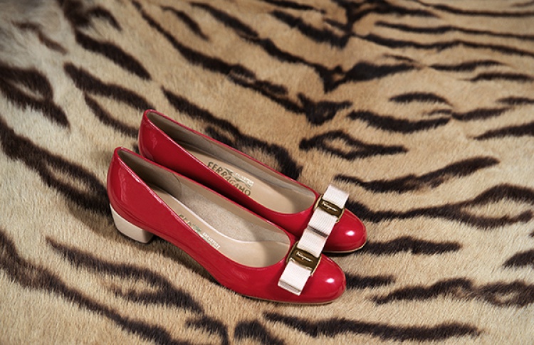 Туфли Vara от Salvatore Ferragamo