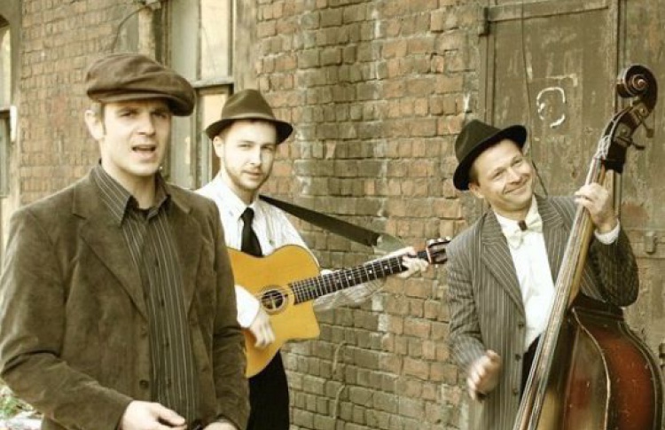 Domino Quartet