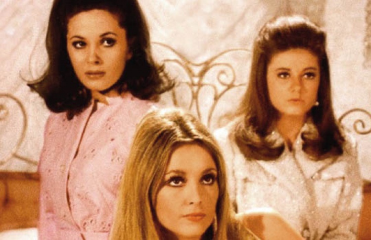 an argument in favor of lisa sheas review of jacqueline susanns valley of the dolls Not working: a novel by lisa owens lisa owens' debut, not working, has been on so many most anticipated lists, we've just about lost count best books 2016 best. an argument in favor of lisa sheas review of jacqueline susanns valley of the dolls Not working: a novel by lisa owens lisa owens' debut, not working, has been on so many most anticipated lists, we've just about lost count best books 2016 best.