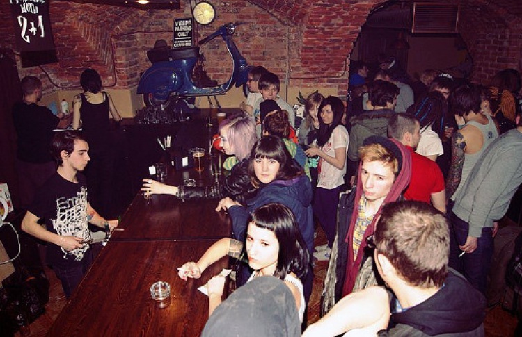 Real Deal Garage Gravity: The Lazybones