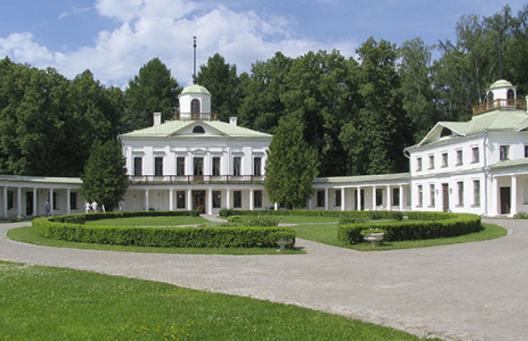 Усадьба Середниково