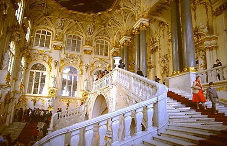 Эрмитаж стал крупнейшим музеем мира