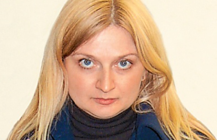 Авторитет: Карина Комаровских