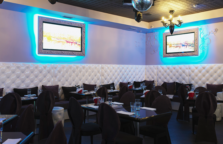 La Cava Cafe & Bar