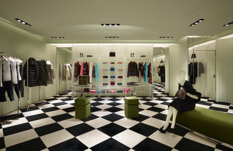 Prada: дьявол в гости будет к нам