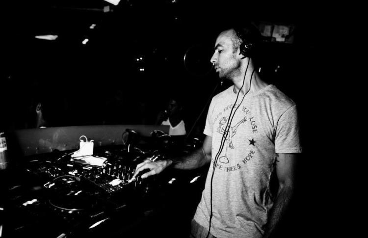 DJ Хулиан Перес