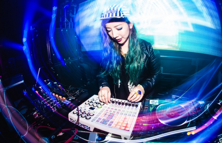 Tokimonsta, Saint Pepsi (все — США)