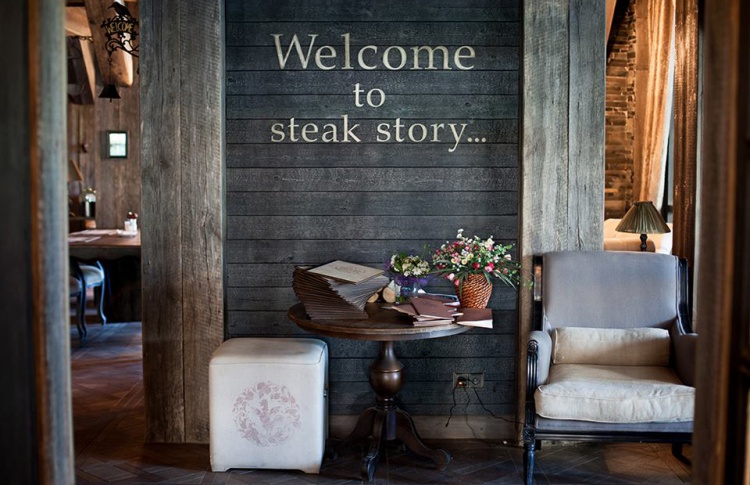 На Васильевском острове открылся ресторан-шале Steak Story