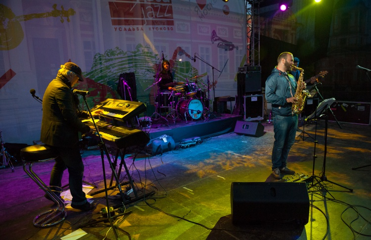 Усадьба Jazz в городе