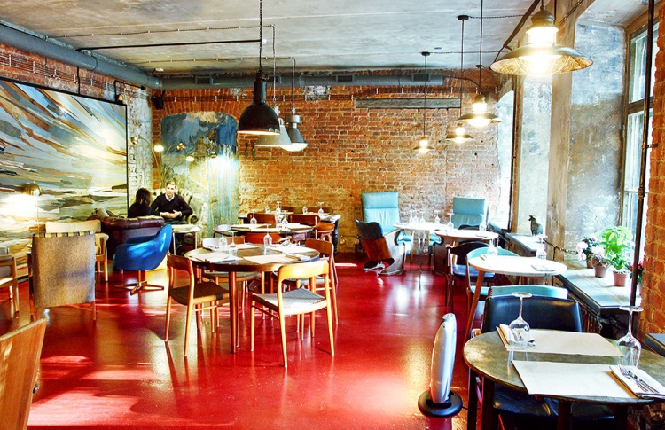 Wine bar 74