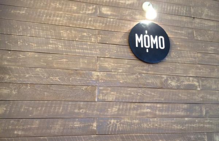 На Каменноостровском открылась пельменная "Момо"