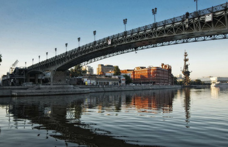 На Москве-реке построят восемь пешеходных мостов