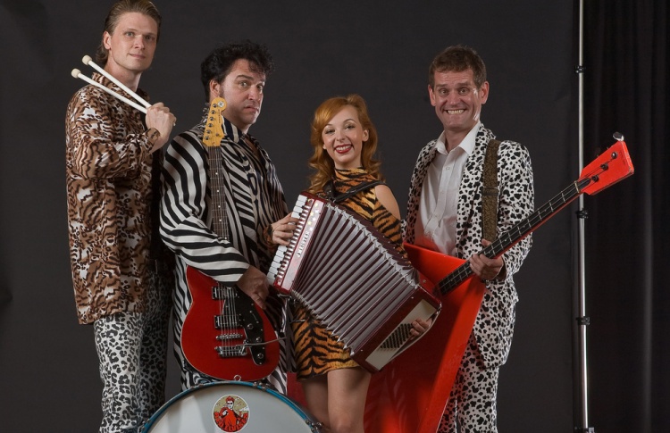 Red Elvises