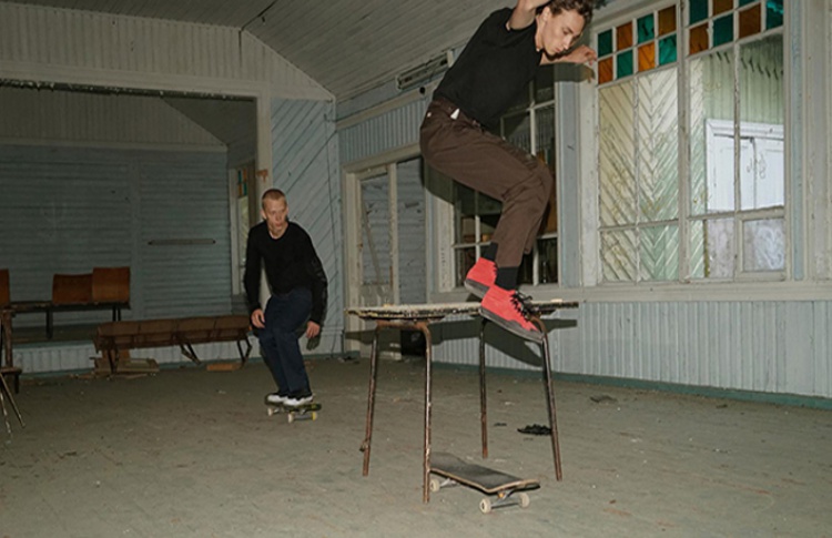 Гоша Рубчинский придумал осеннюю коллекцию кроссовок для Vans