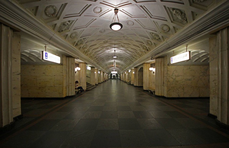 В субботу закроют станции сразу на двух ветках метро
