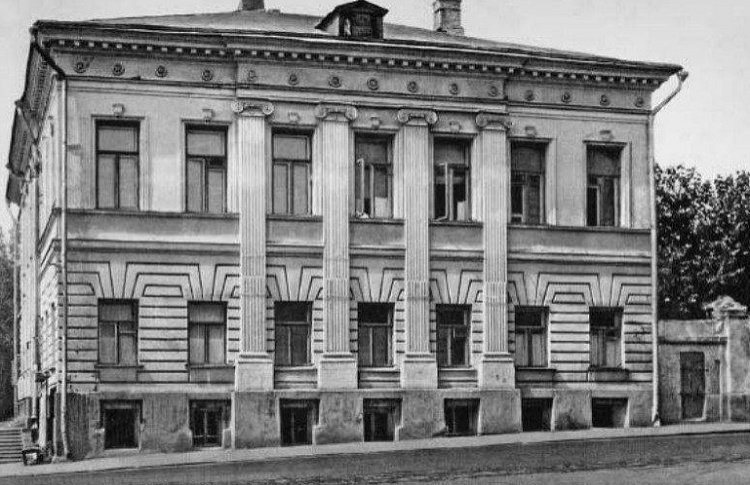 Общество охраны памятников выселяют из дома Телешова