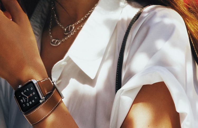 В октябре в продаже появятся часы Apple Watch Hermès