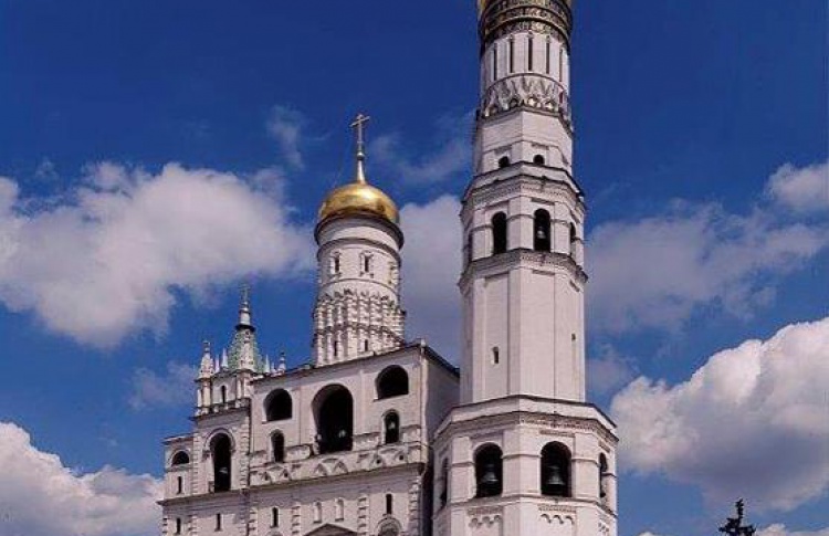 Успенская звонница Московского Кремля