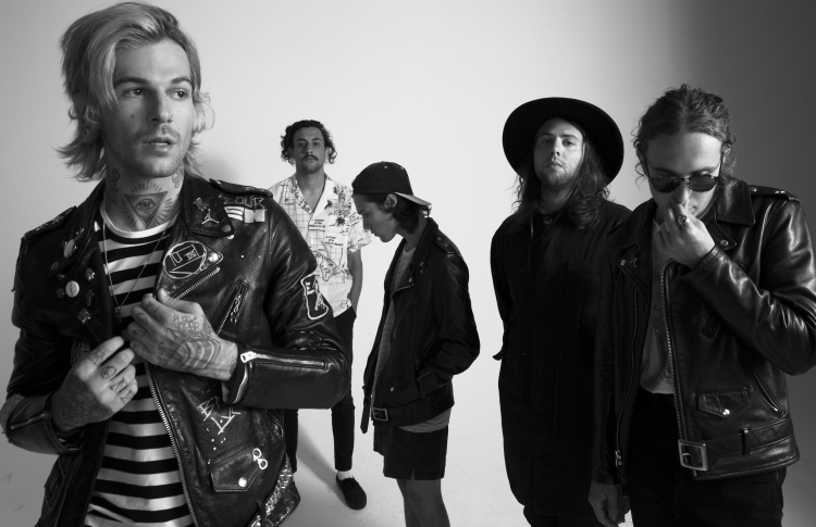 The Neighbourhood