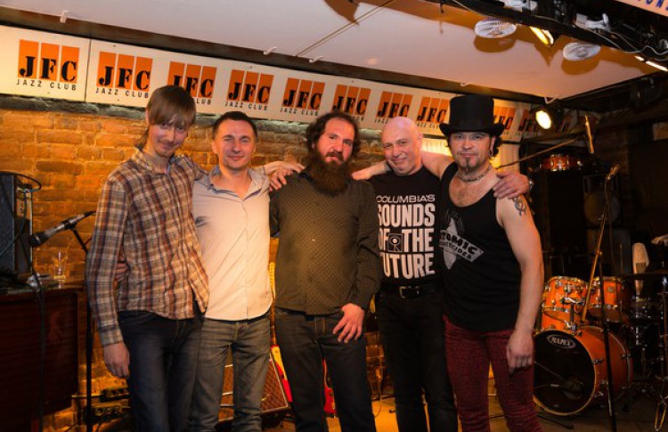 Вечер блюза с Atomic jam band