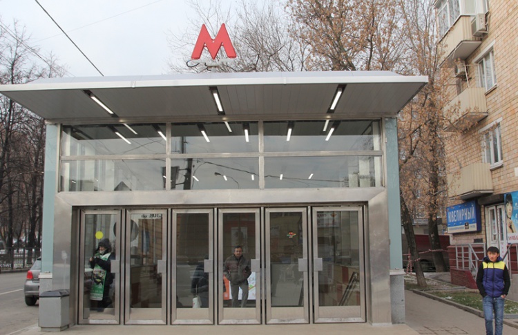 На праздники закроют вестибюли 6 станций метро