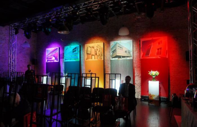 PMLoft Hall
