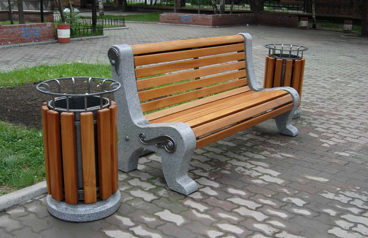 В центре появится тысяча новых урн для мусора