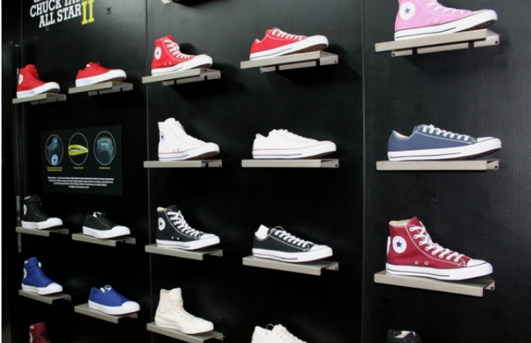 Pop-up корнер Converse
