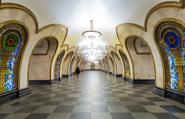4 ноября в метро будут раздавать подарки