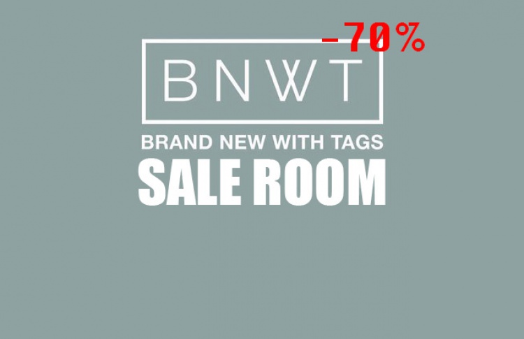BNWT SALE ROOM